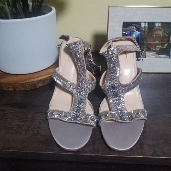 Imagine by Vince Camuti Heels - Picture 3 of 5